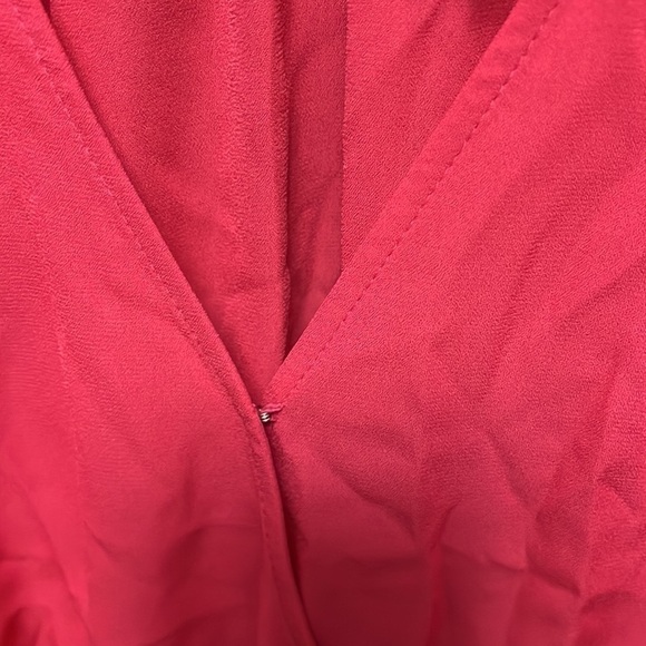 New York & Co- Hot Pink Drapey Polyester With Bell Sleeves - Picture 5 of 6